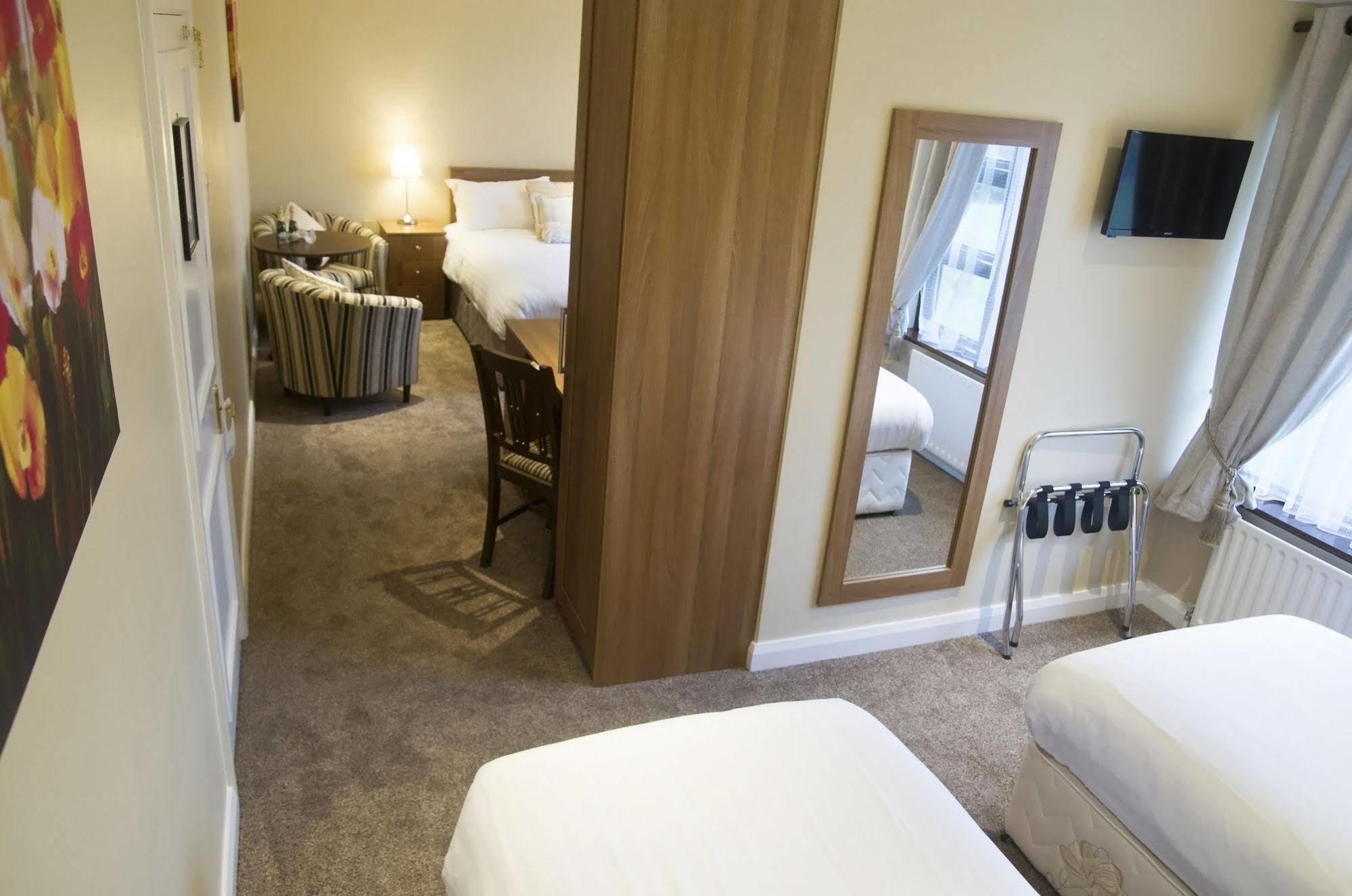 Hillview Self Catering Daire Lusk Dış mekan fotoğraf