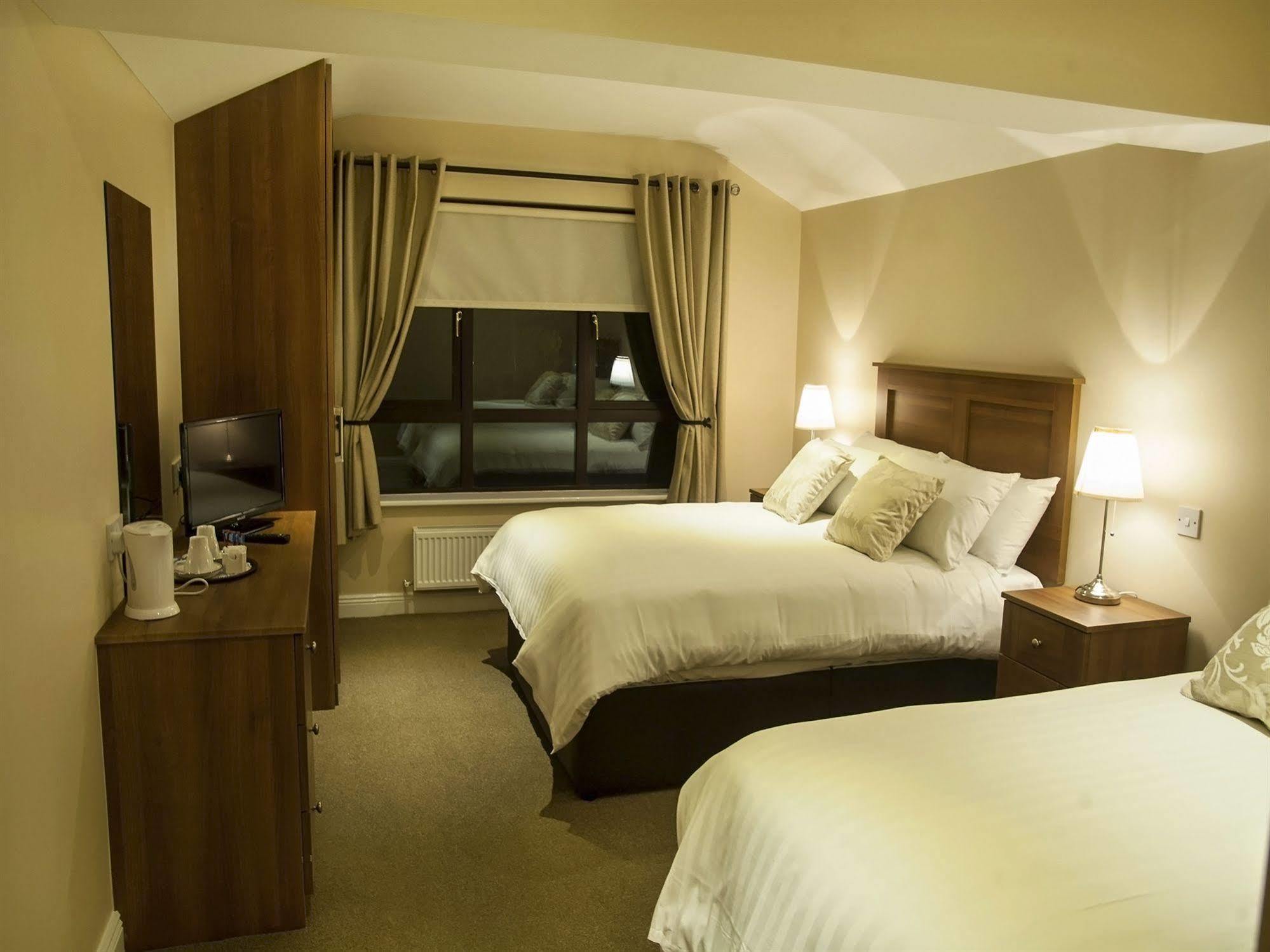 Hillview Self Catering Daire Lusk Dış mekan fotoğraf