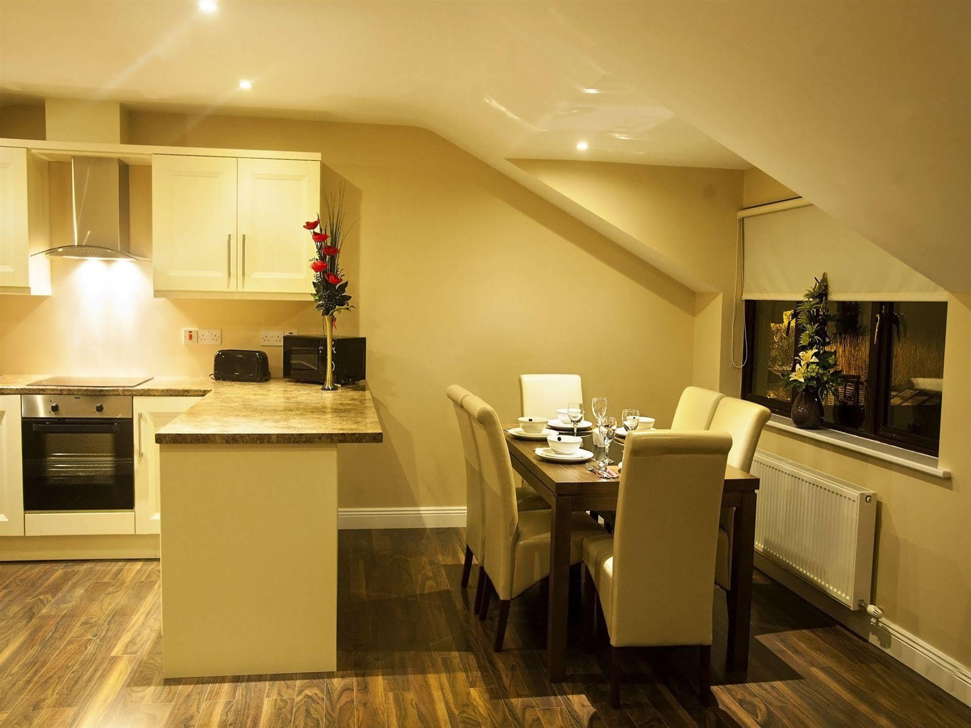 Hillview Self Catering Daire Lusk Dış mekan fotoğraf