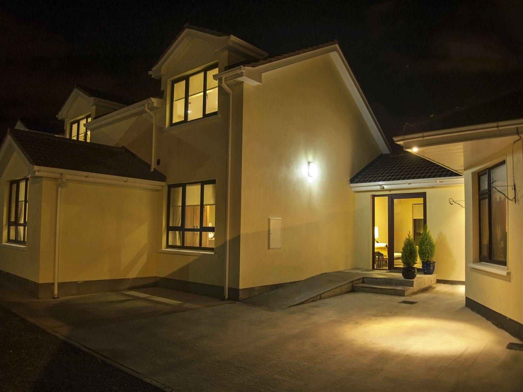Hillview Self Catering Daire Lusk Dış mekan fotoğraf
